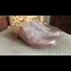 8.5 - NEW BC silver mules